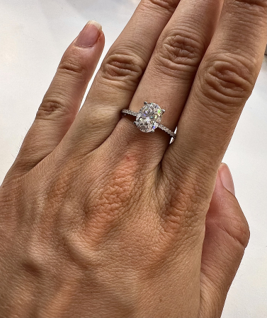 Inel Oval Elegance Pave Band Hidden Halo [5]