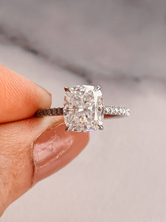 Cushion Hidden Halo Pave Setting 2,5 CT Ring [5]