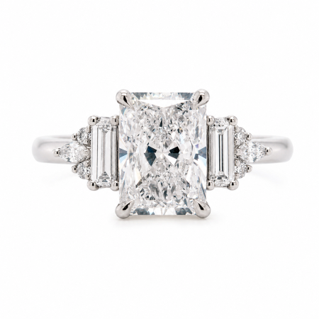 Vintage - Radiant lab-grown diamond engagement ring – Cluster baguette, marquise and round diamonds