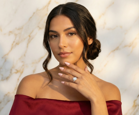 1 ct emerald moissanite engagement ring | Elegant gold or platinum ring [7]