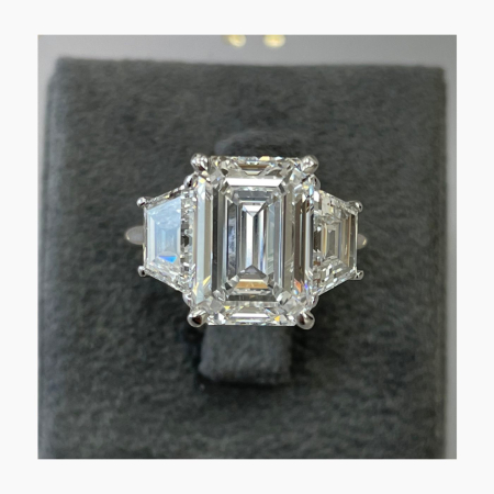 Engagement ring with 2.6 CT emerald moissanite trilogy model | Gold, Platinum [2]