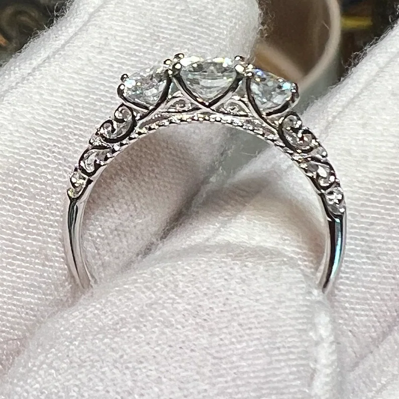 Inel trilogu Moissanite [1]