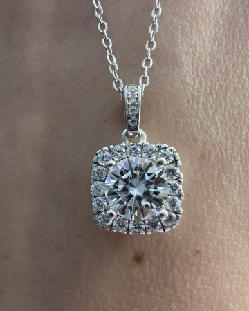 Lant si pandantiv Moissanite Majesty [3]