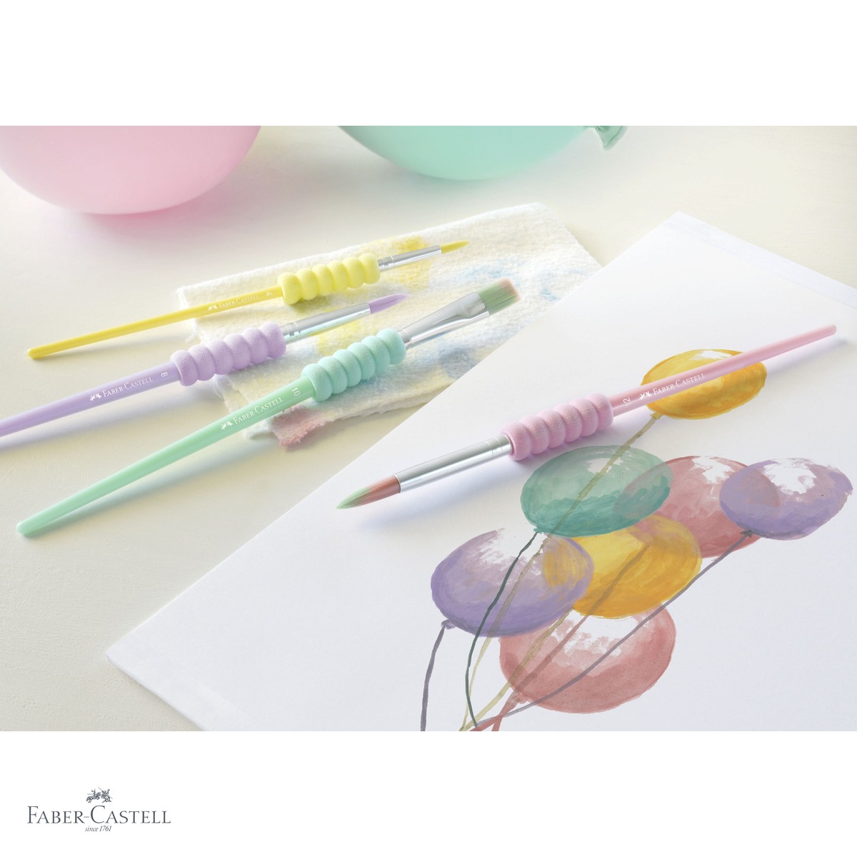 Set 4 pensule Faber-Castell Soft Touch Pastel, par sintetic, rotunde si tesite, pentru desen si pictura [3]