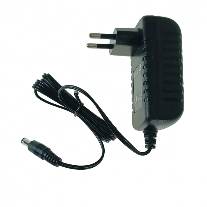 Alimentator de 5V-3A, 15W, cu mufa jack 2.1x5.5mm, Blow 11932, cablu de 1.1m, negru [2]