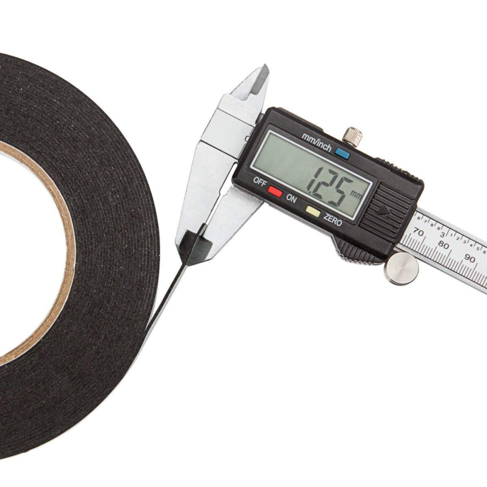 Banda dublu adeziva din spuma neagra lata, 15mm x 10m, rezistenta la apa si UV, pentru utilizari diverse si bricolaj, cu folie verde [4]