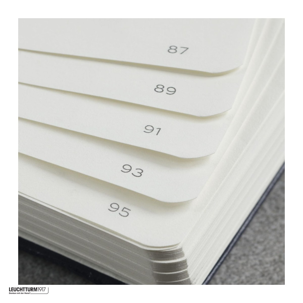 Caiet Leuchtturm1917 Notebook Classic A5, coperta rigida, dictando, 251 pagini numerotate, hartie 80 g/mp, 145 x 210 mm, cuprins, 2 semne de carte, elastic, buzunar, rosu cherry [5]