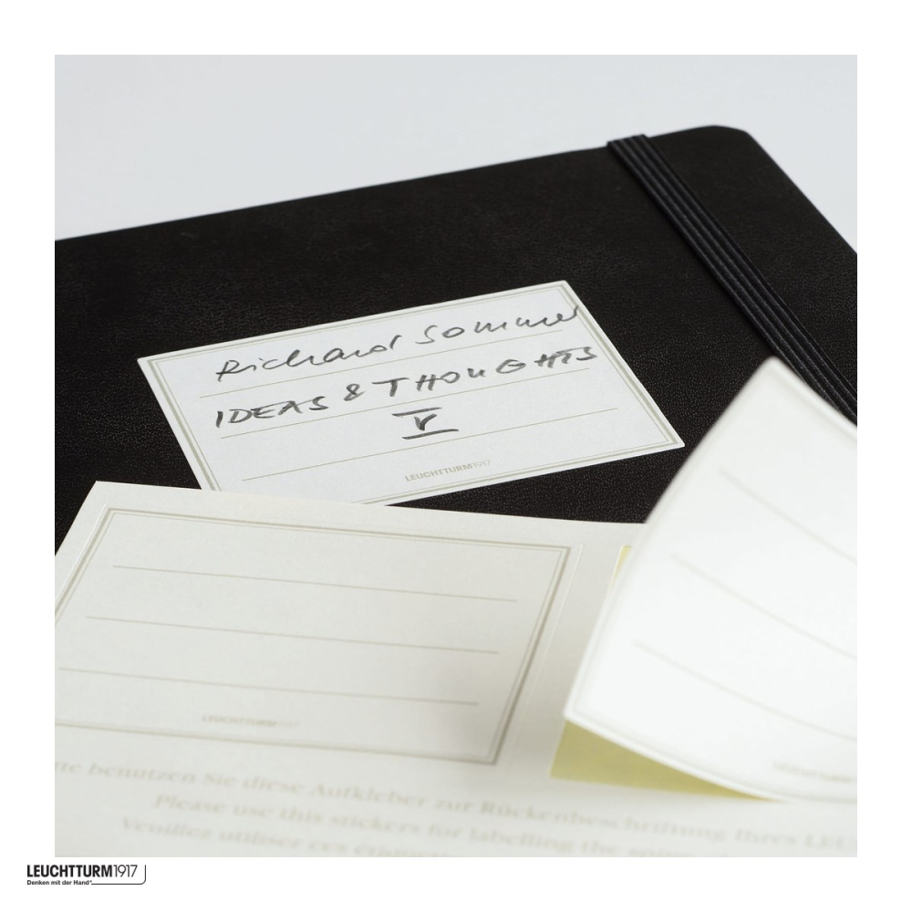 Caiet Leuchtturm1917 Notebook Classic A5, coperta rigida, punctat, 251 pagini numerotate, hartie 80 g/mp, 145 x 210 mm, cuprins, 2 semne de carte, elastic, buzunar, lila [5]