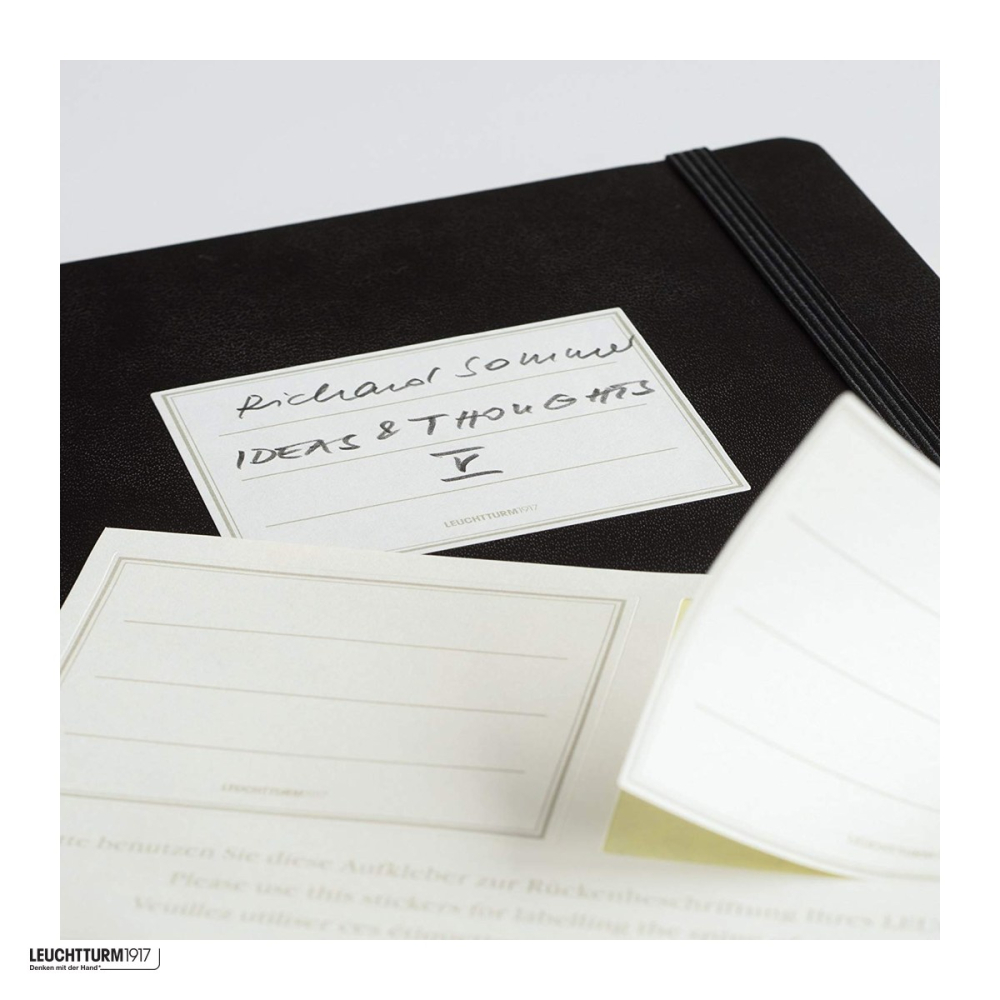 Caiet Leuchtturm1917 Notebook Classic B5, coperta flexibila, velin, 123 pagini numerotate, hartie 80 g/mp, 178 x 254 mm, cuprins, 2 semne de carte, elastic, buzunar, albastru nordic [5]