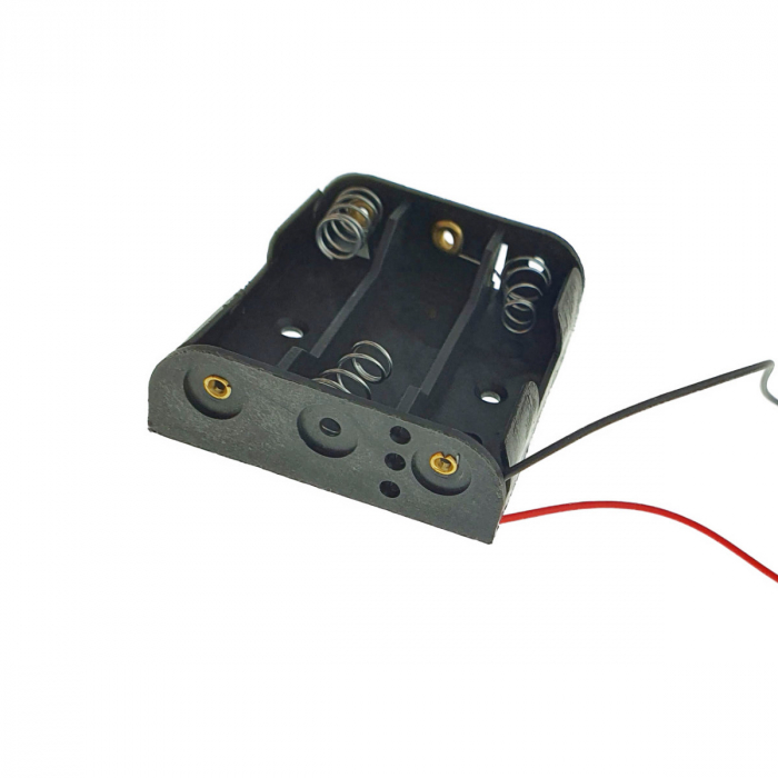 Carcasa cu suport si conectori cu 2 fire, pentru 3 baterii tip AA R6, din plastic negru [2]