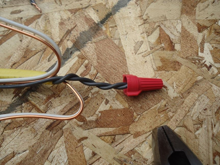 Conector 76B-SP6 de fire, prin rasucire, rosu, set 100 buc [6]