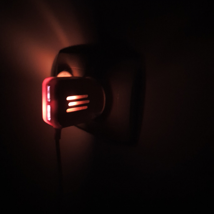 Incarcator la priza Euro, 2 porturi USB, DC 5V 3.1A, LED, cablu 85 cm cu conector microUSB, alb cu rosu [5]