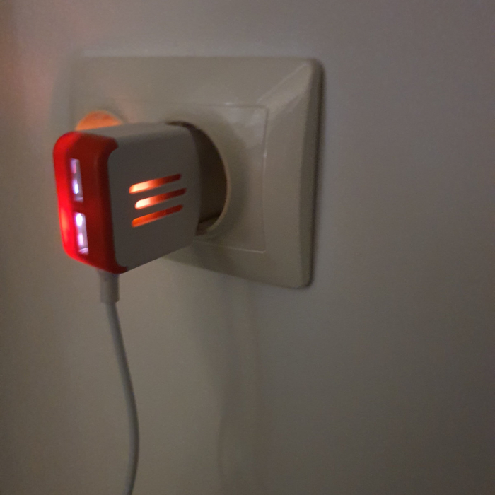 Incarcator la priza Euro, 2 porturi USB, DC 5V 3.1A, LED, cablu 85 cm cu conector microUSB, alb cu rosu [6]