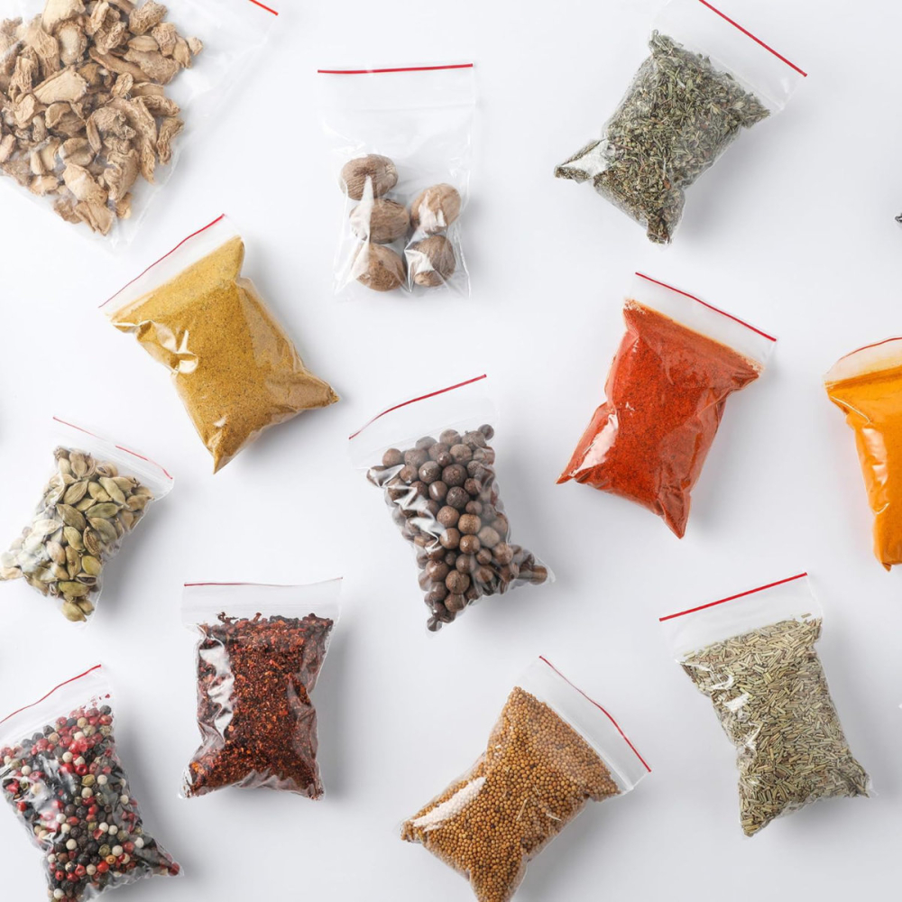 Set 100 Pungi cu Inchidere Zip, 150 x 250 mm, Grosime 40 Microni, din Polietilena Rezistenta, Reutilizabile pentru Organizare, Depozitare si Ambalare [6]