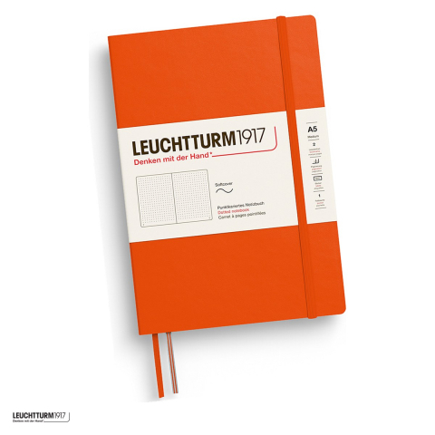Caiete - Caiet Leuchtturm1917 Notebook Classic A5, coperta flexibila, punctat, 123 pagini numerotate, hartie 80 g/mp, 145 x 210 mm, cuprins, 2 semne de carte, elastic, buzunar, portocaliu dovleac