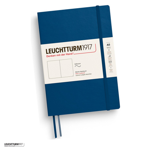 Caiete - Caiet Leuchtturm1917 Notebook Classic A5, coperta flexibila, velin, 123 pagini numerotate, hartie 80 g/mp, 145 x 210 mm, cuprins, 2 semne de carte, elastic, buzunar, indigo