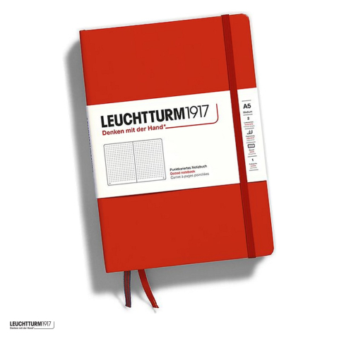 Caiete - Caiet Leuchtturm1917 Notebook Classic A5, coperta rigida, punctat, 251 pagini numerotate, hartie 80 g/mp, 145 x 210 mm, cuprins, 2 semne de carte, elastic, buzunar, rosu inchis