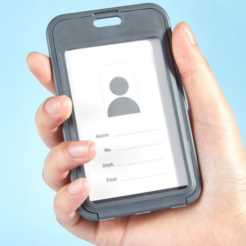 Ecuson Vertical Rigid ABS cu 2 Fete si Snur Textil - Set Complet pentru Badge Vertical Dublu, Model EF421, Culori Asortate [1]