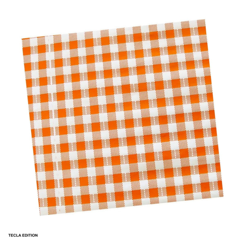 Hartie ambalare - Hartie de ambalaj cerata tip fata de masa, cu polietilena, coala 88 x 100 cm, imprimata cu model carouri, portocalie