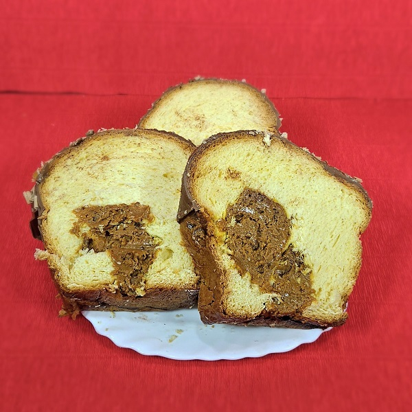 Cozonac cu nuca si crema de caramel sarat [3]