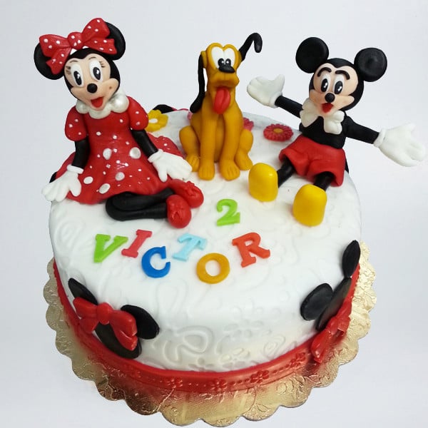 Minnie, Mickey si Pluto [1]