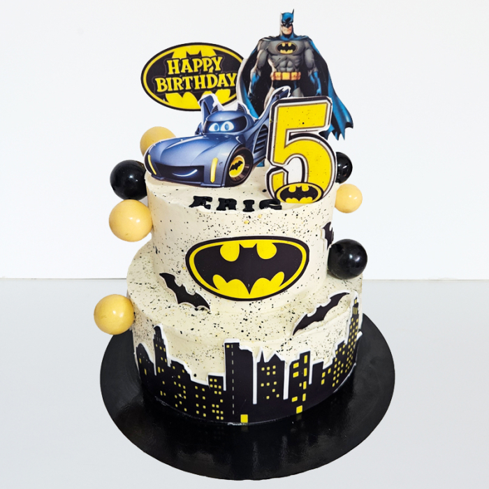 Tort in frosting Batman si masina [1]