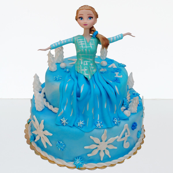 Tort Elsa pe tort etajat [1]