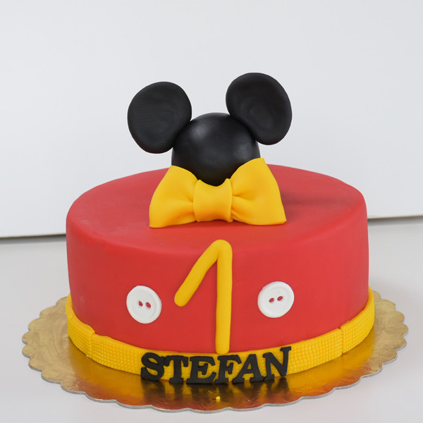 Tort Mickey cu papion [1]