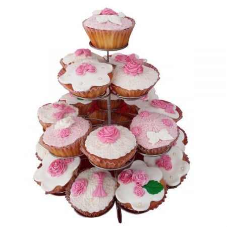 Prajituri, cup cakes - Briose dantelate cu trandafirasi