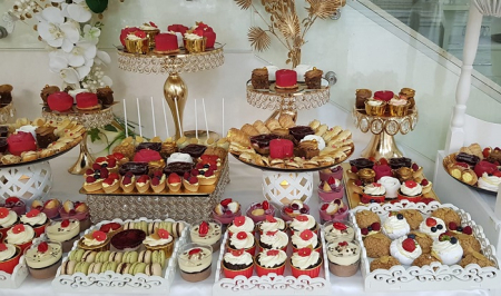 Candy bar de nunta Bordo si Alb [7]