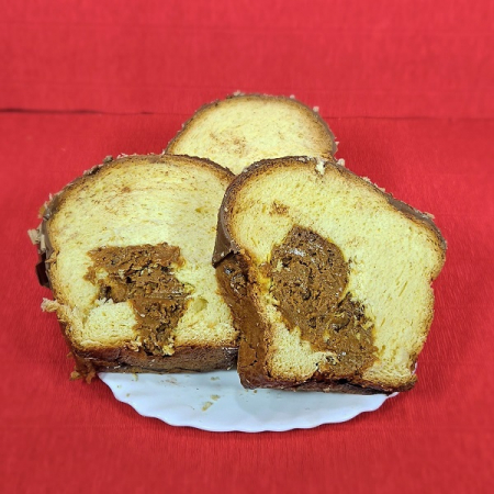 Cozonac cu nuca si crema de caramel sarat [2]