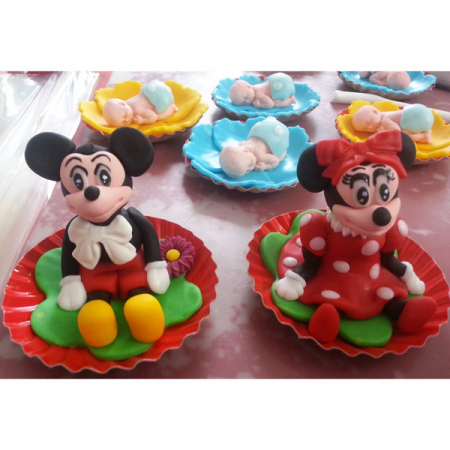 Prajituri, cup cakes - Marturii nunta Mickey