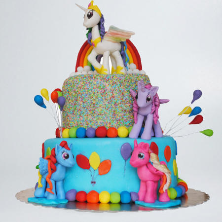 Torturi in pasta de zahar pentru fetite - My Little Pony cu bombonele