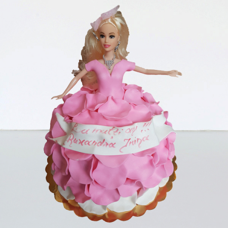 Torturi in pasta de zahar pentru fetite - Printesa Rapunzel cu petale