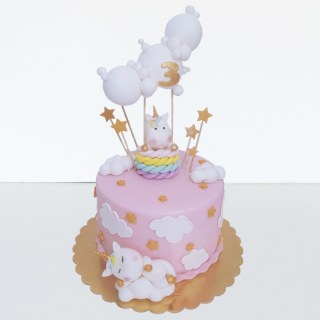 Torturi in pasta de zahar pentru fetite - Tort Baby unicorn in balon