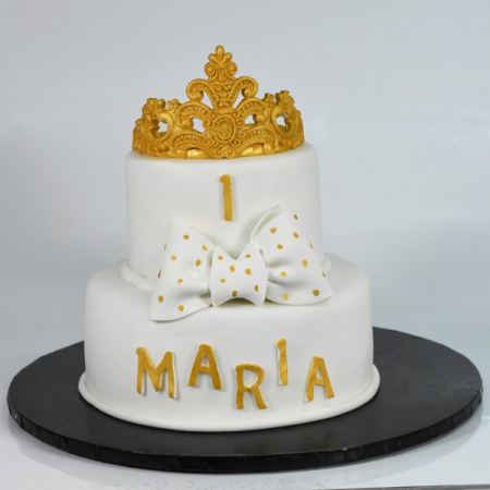 Torturi pentru botez - Tort botez cu fundita si coronita