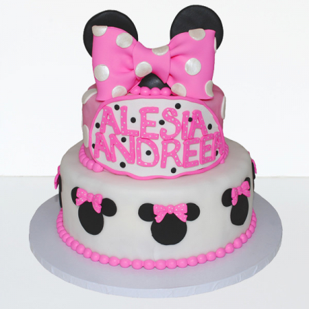Torturi - Tort Botez Minnie cu fundita roz