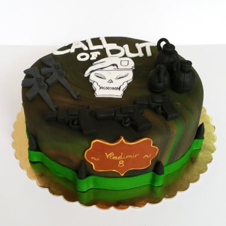 Torturi in pasta de zahar pentru baietei - Tort Call of Duty pe verde