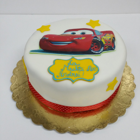 Torturi in pasta de zahar pentru baietei - Tort cars cu poza