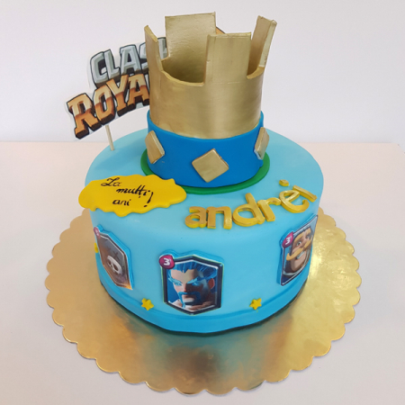 Torturi in pasta de zahar pentru baietei - Tort coronita Clash Royale