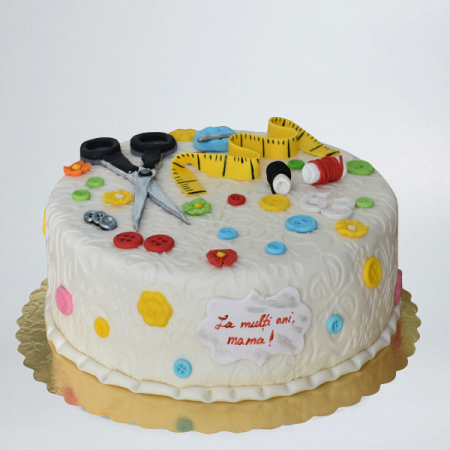 Torturi in pasta de zahar pentru fetite - Tort croitorie