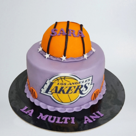 Torturi in pasta de zahar pentru baietei - Tort cu sigla Lakers