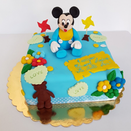 Torturi in pasta de zahar pentru fetite - Tort cu Baby Mickey