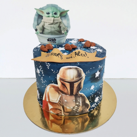 Torturi in frosting- crema pentru baieti - Tort in frosting Mandalorian si baby yoda