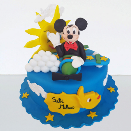 Torturi in pasta de zahar pentru fetite - Tort cu Mickey Mouse in masina la soare