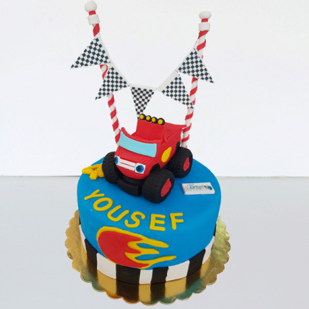 Torturi in pasta de zahar pentru baietei - Tort cu Monster Truck