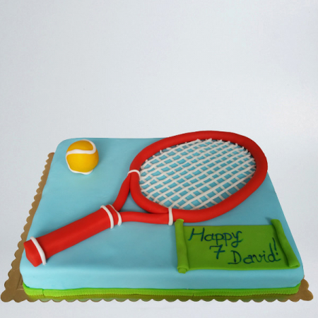 Torturi in pasta de zahar pentru fetite - Tort cu racheta de tenis