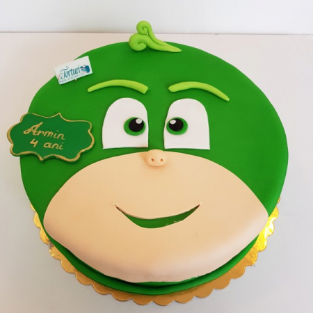 Torturi in pasta de zahar pentru fetite - Tort cu Sopi