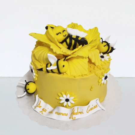 Torturi in frosting- crema pentru fetite - Tort cu albinute, in frosting