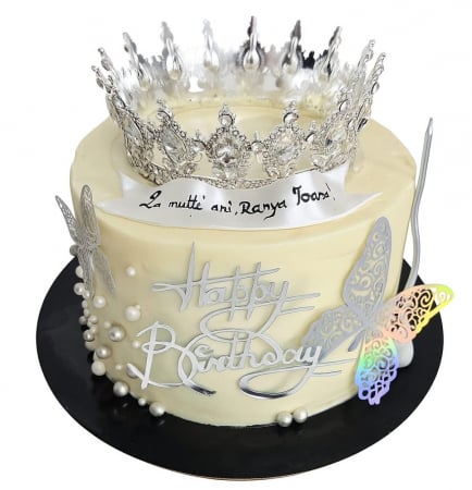 Torturi speciale fara martipan - Tort in frosting coronita metal, sclipici, fluturi argintii